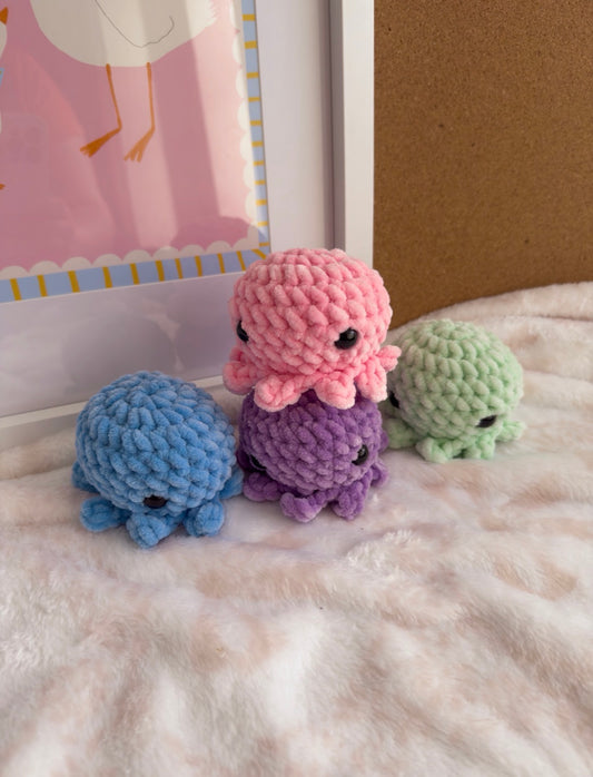 Baby Octopus Plushie – Pocket-Sized Stress Relief Toy / Crochet Sea Friend